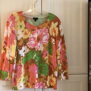 Talbots, Pima cotton floral🌺 sweater. Cardigan Style, size L